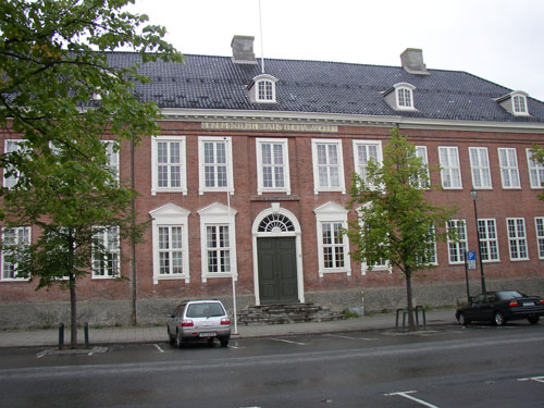p8300064