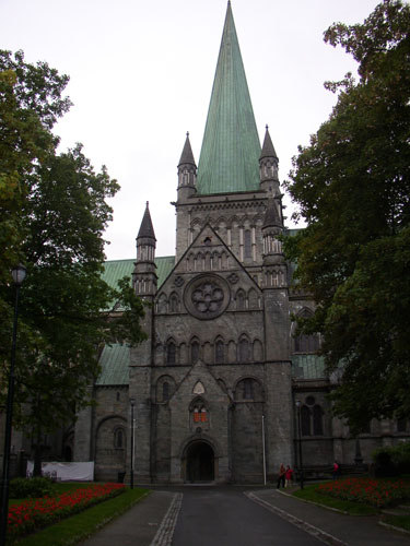 p8300077
